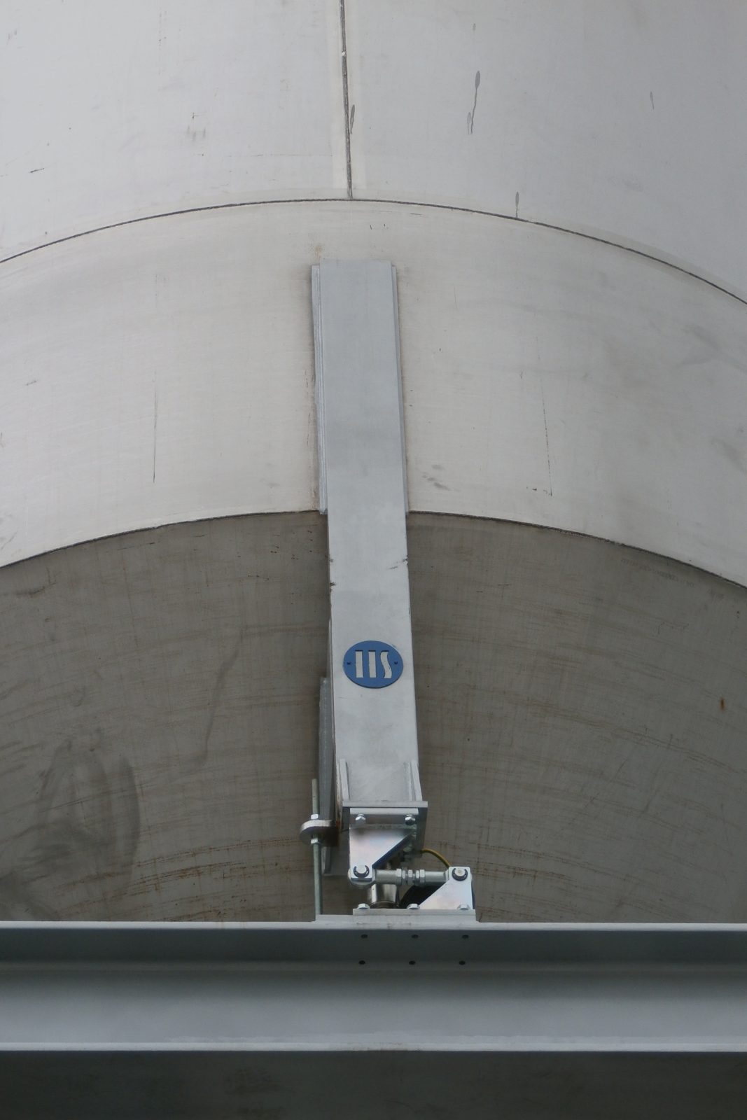 Installed silo